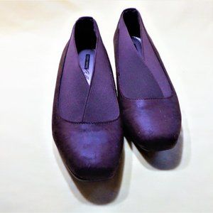 ~~~ TENDER TOOTSIES ~ Size 8 ~~~